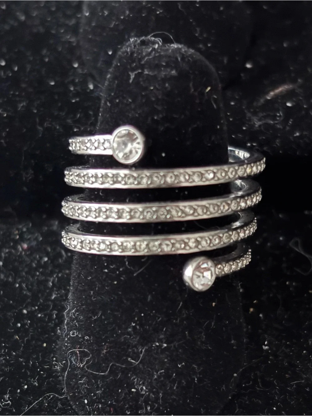 Michael Kors Silver Scattered Pave’ Crystal Spiral Wrap Statement Ring Size 8